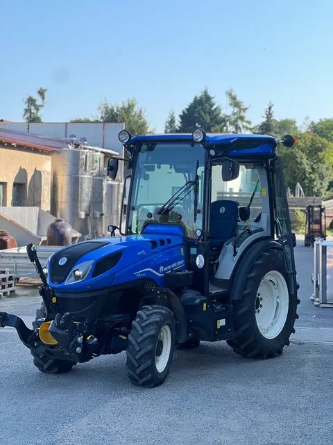 Traktor New Holland T4.100N