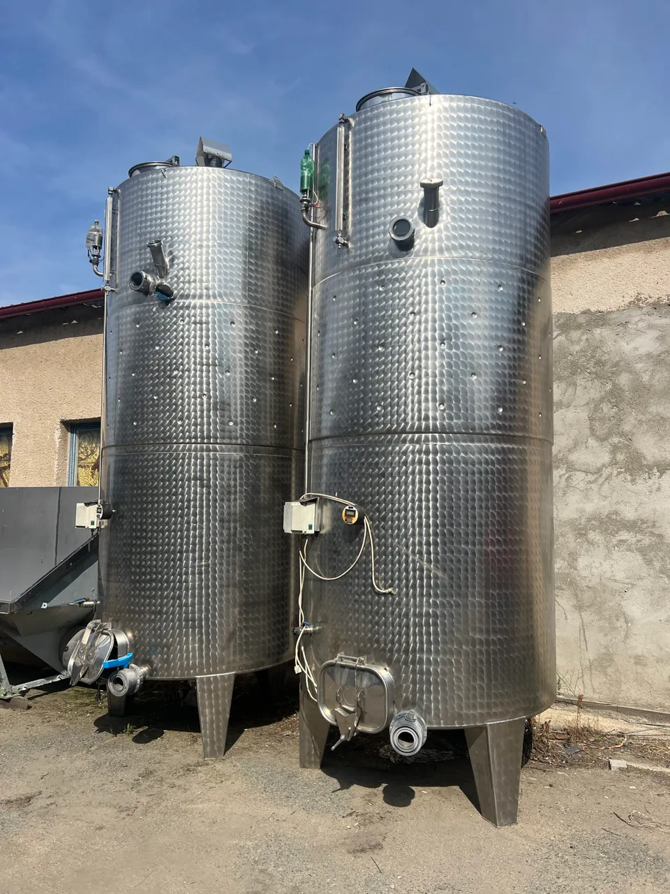 Vinifikátor 7 000 l